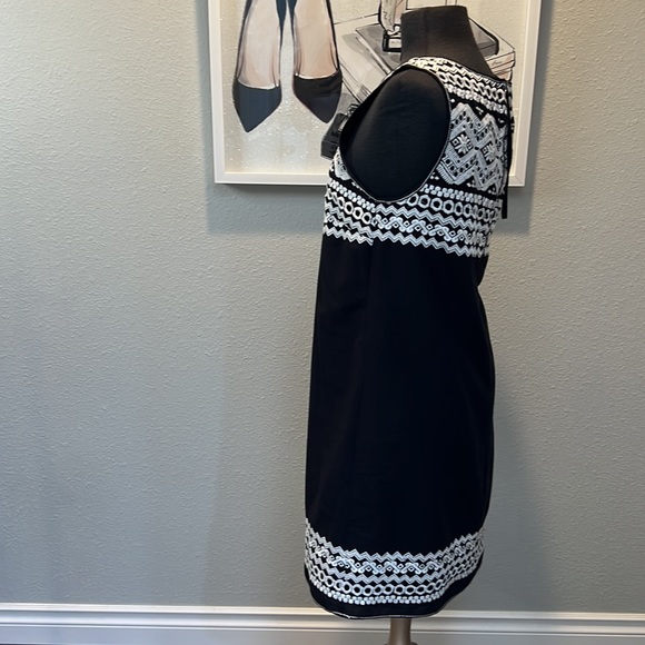 Max studio black with white lace size L - Picture 2 of 9